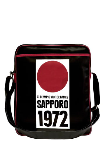 Logoshirt Tasche Sapporo 1972 in schwarz