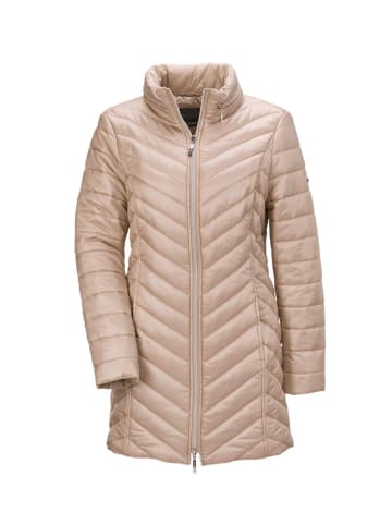 GOLDNER Kurzgröße:  Leichte Longsteppjacke Diagonalstepp in cappuccino