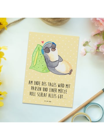 Mr. & Mrs. Panda Ansichtskarte Pinguin PEM mit Spruch in Gelb Pastell