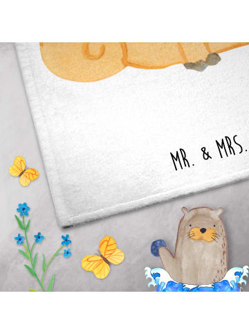 Mr. & Mrs. Panda Handtuch Mops Krone ohne Spruch in Weiß