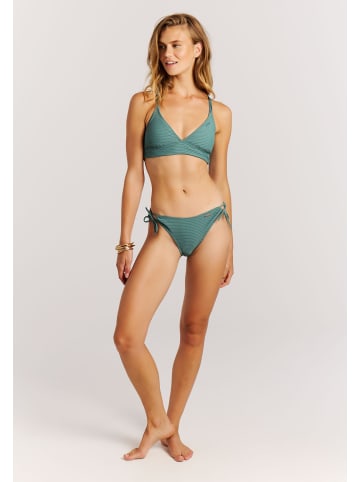 Protest " MIXBack in Laurelgreen