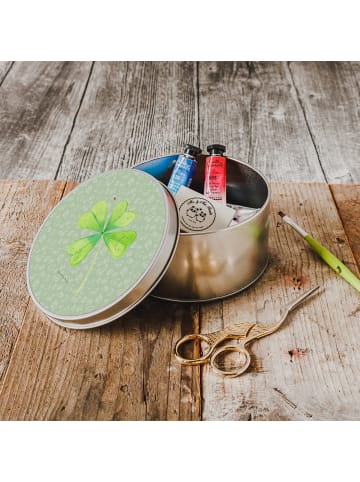 Mr. & Mrs. Panda Teedose Blume Kleeblatt ohne Spruch in Blattgrün