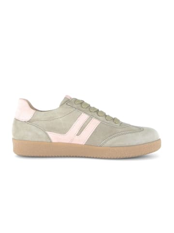 Gabor Sneaker low in grün