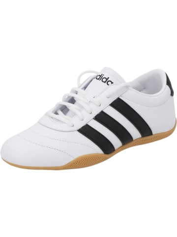 adidas Schnürschuhe in white/black/gum3