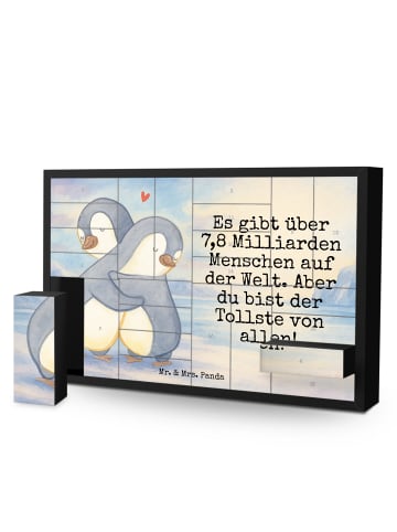 Mr. & Mrs. Panda Adventskalender Pinguine Kuscheln Design mit Sp... in Weiß