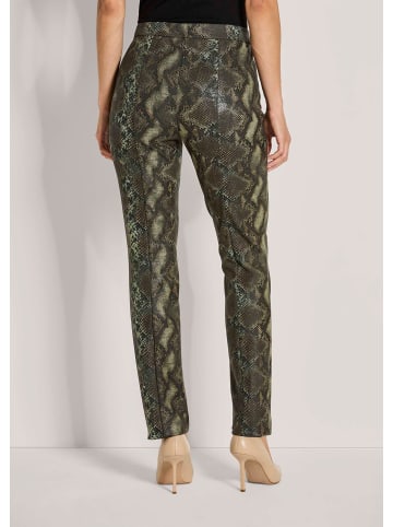 MADELEINE Gerade Jerseyhose mit Animal-Print in khaki