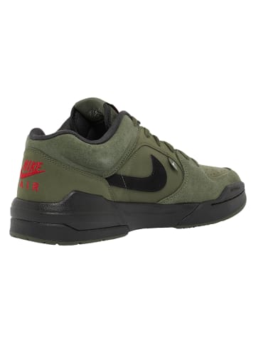 Jordan Jordan Turnschuhe in medium olive/black/university red/sail