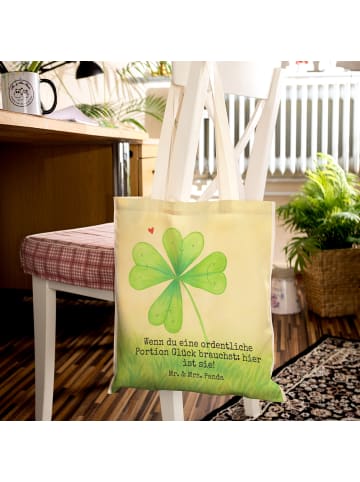 Mr. & Mrs. Panda Tasche Blume Kleeblatt Design mit Spruch in Weiß