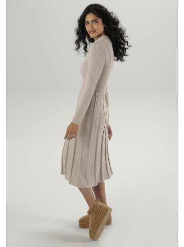 Aniston SELECTED Strickkleid in beige