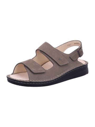 Finn Comfort Sandale in grau