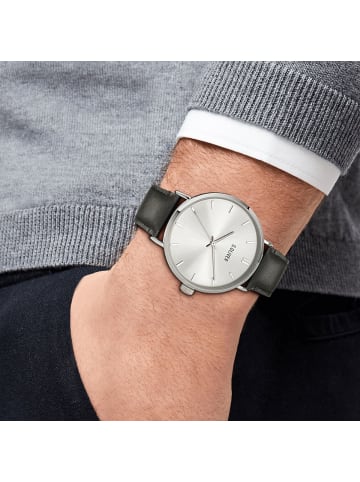 s.Oliver Quarzuhr SO-4228-LQ in Silber