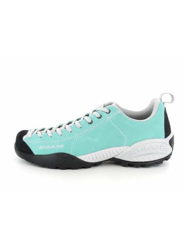 New Balance Sneaker in blau