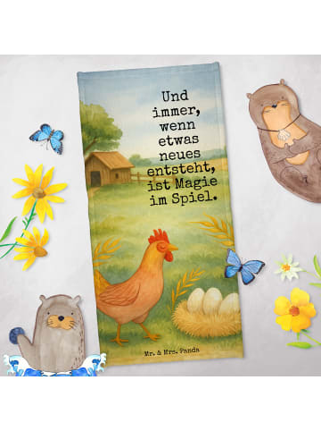 Mr. & Mrs. Panda Strandhandtuch Huhn Stolz Design mit Spruch in Vintage