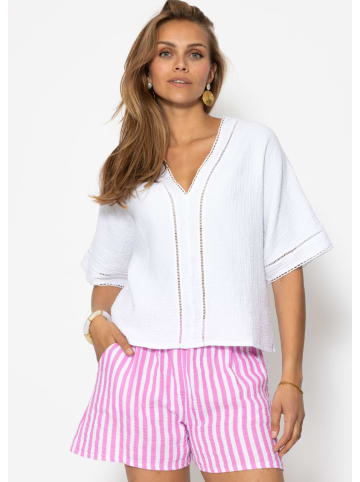 SASSYCLASSY Musselin Bluse mit Spitzeneinsatz in Weiß