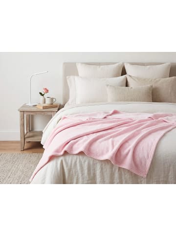 Beliani Kuscheldecke BAYBURT in Rosa - (W) 150 x (H) 1 x (L) 200 cm
