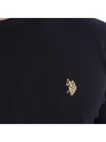 U.S. Polo Assn. Pullover in Black