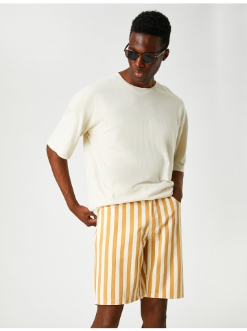 KOTON Shorts in Kamelfeder