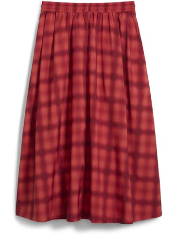 Puma Maxirock "ROAD TO UNITY Woven Midi AOP Pleated Skirt" in Rot