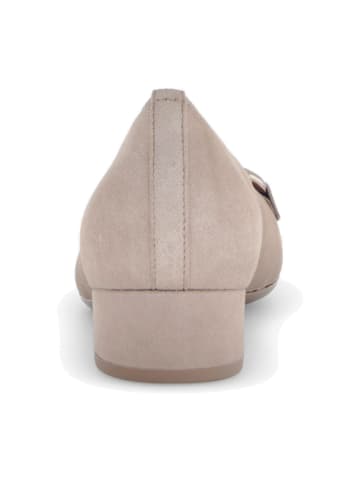 Gabor Flache Pumps in Beige