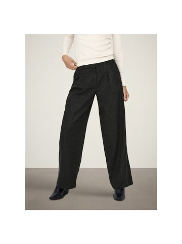 JDY Hose in Black