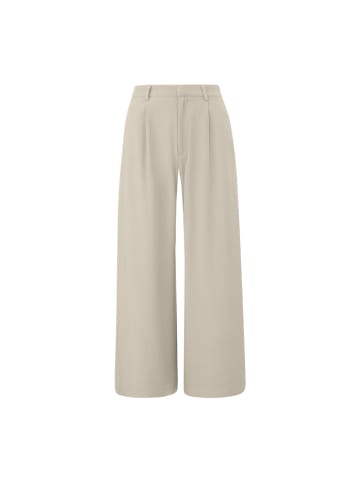 Q/S designed by Hose in Beige