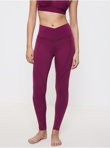 Triumph Leggings Cardio RTW High-Rise in DARK WINE