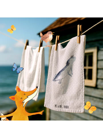 Mr. & Mrs. Panda Handtuch Axolotl Schwimmen ohne Spruch in Grau Pastell