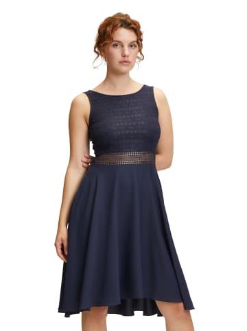 Vera Mont Abendkleid mit Spitze in Night Sky