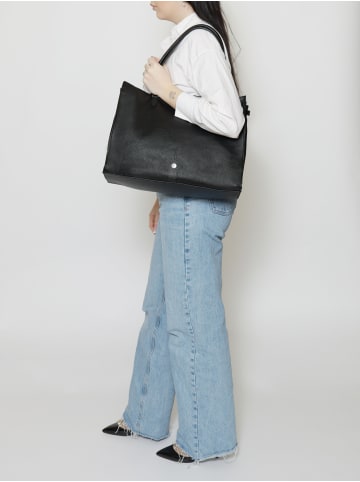 Chiara Ferretti Schultertasche in BLACK