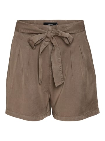 Vero Moda Shorts in Bungee Cord