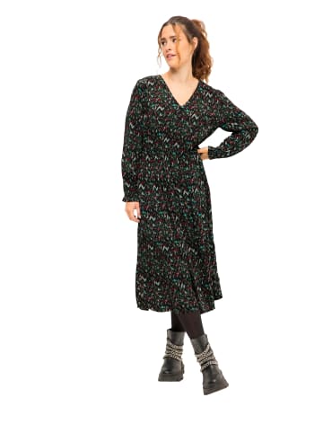 Studio Untold Kleid in wiesengrün