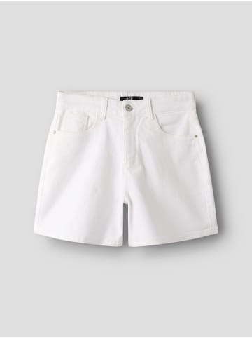 name it Shorts in Bright White