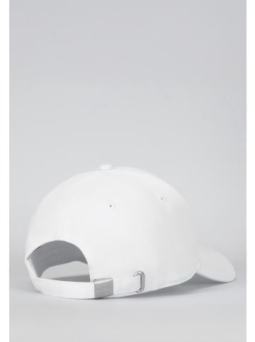 Wittchen CAP in White