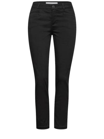 Street One Capri in Black