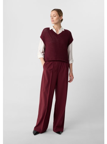 comma Hose in 4916_bordeaux