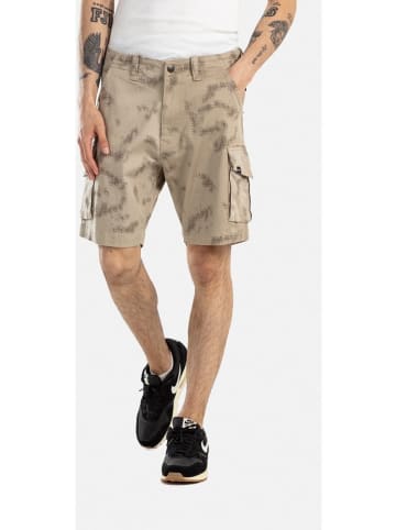 Reell Short "City Cargo Short St" in Camouflage