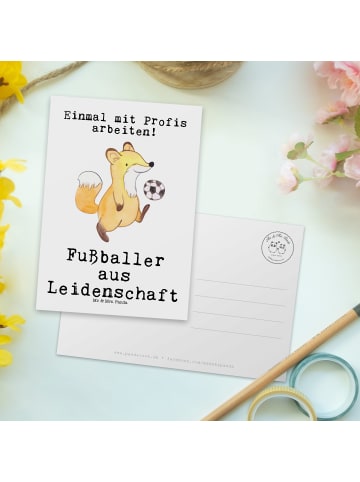 Mr. & Mrs. Panda Ansichtskarte Fußballer Leidenschaft mit Spruch in Weiß