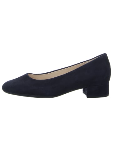 Gabor Flacher Pump in blau