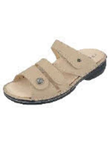 Finn Comfort Sandale in beige