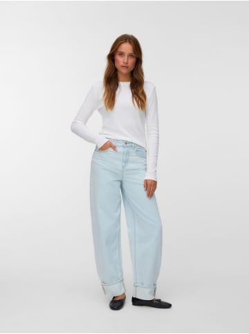 Vero Moda Mom Jeans in Light Blue Denim