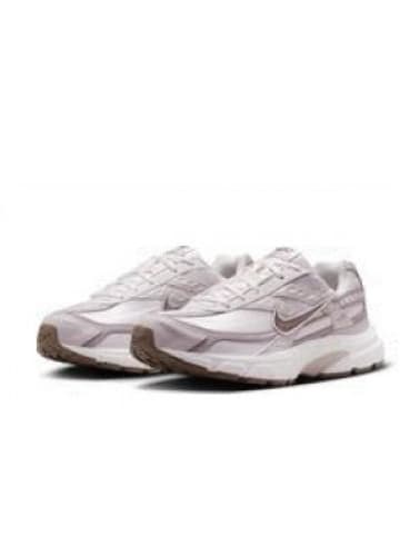 Nike Sneaker Initiator in Grau