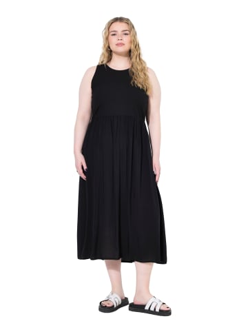 Studio Untold Midikleid in schwarz
