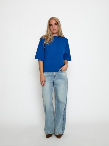 minus T-Shirt in Lapis Blue