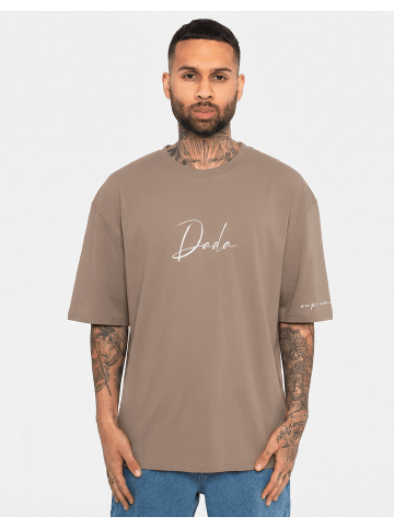 DADA Oversize T Shirt mit Frontstickerei und Ärmelstick in Braun