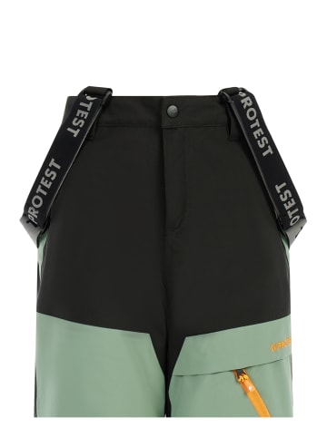 Protest " PRTRoy JR in True Black