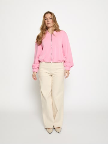 minus Jacket in Prism Pink