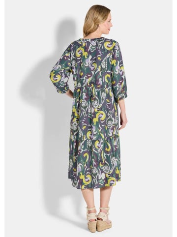 GOLDNER Elegantes Viskosekleid mit Stufenrock in grün / gemustert