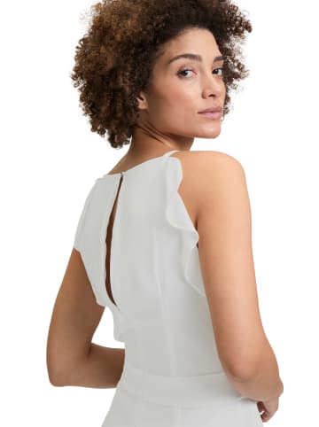 Vera Mont Jumpsuit mit Volant in Rohweiß