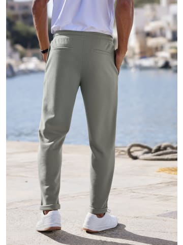 John Devin Jogger Pants in olivgrün
