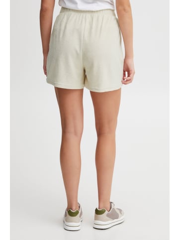 Oxmo Sweatshorts OXFrinkaSH in Beige